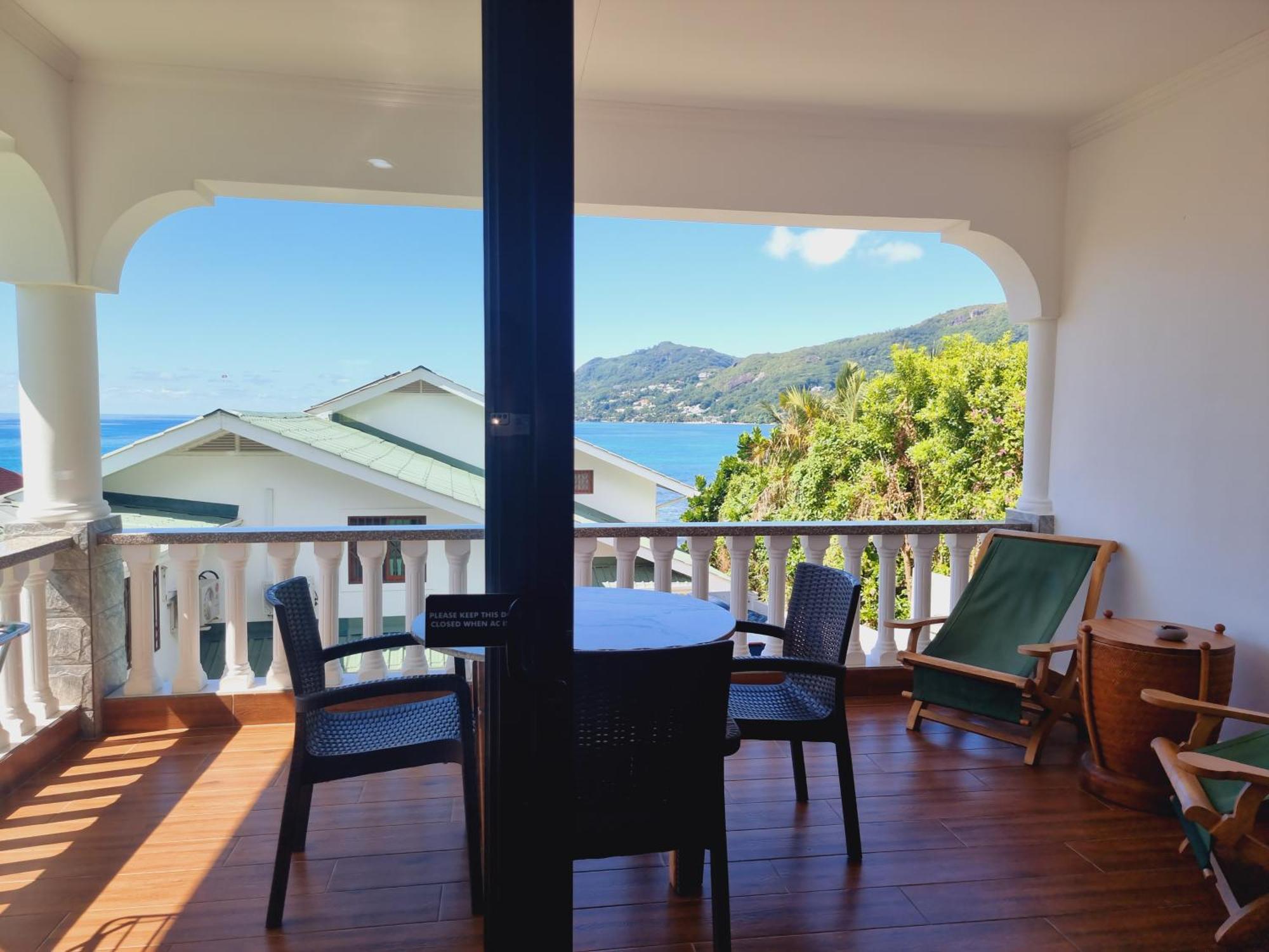 Drake Seaside Studio Apartments 贝尔欧布莱 客房 照片