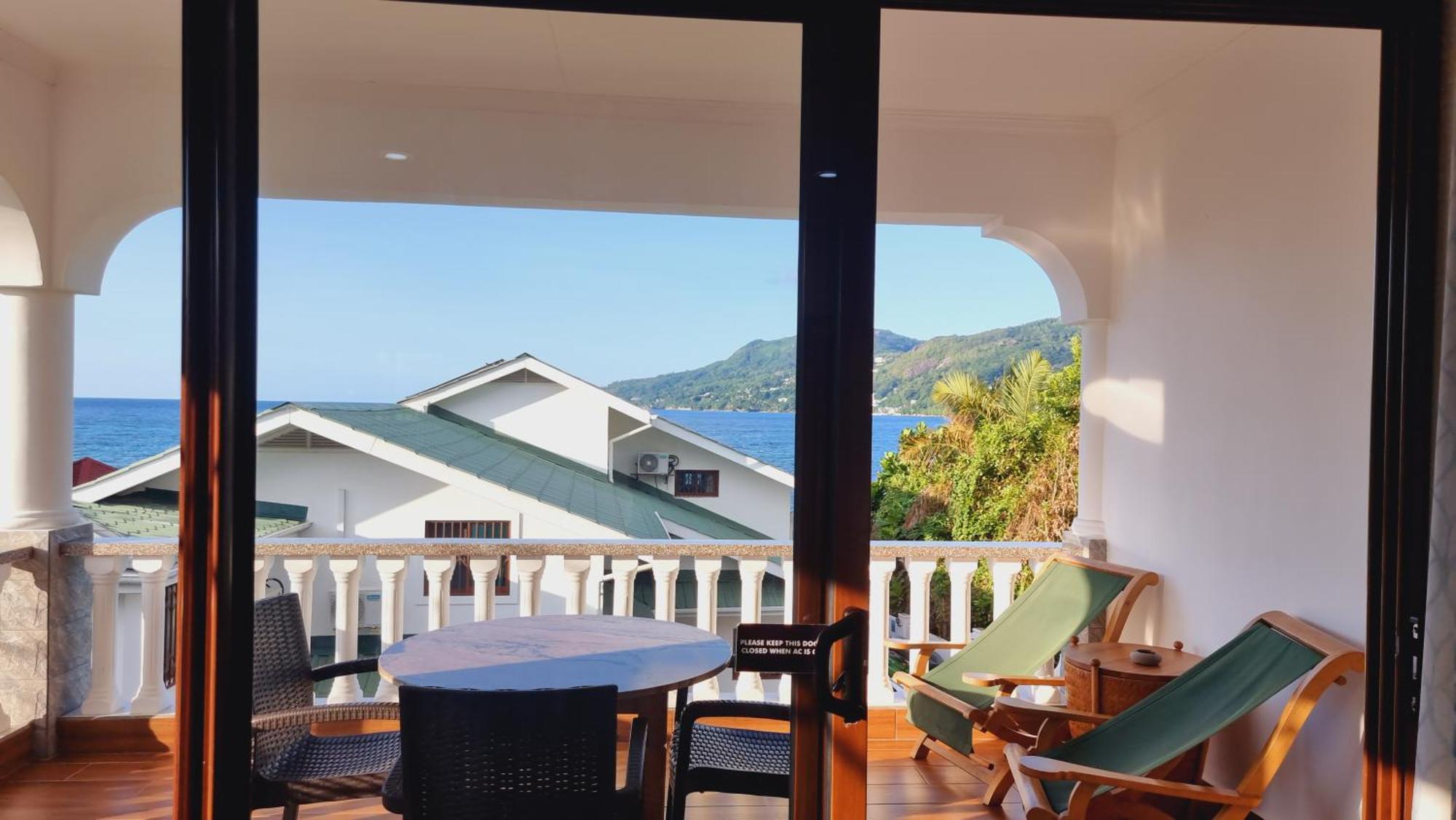 Drake Seaside Studio Apartments 贝尔欧布莱 客房 照片